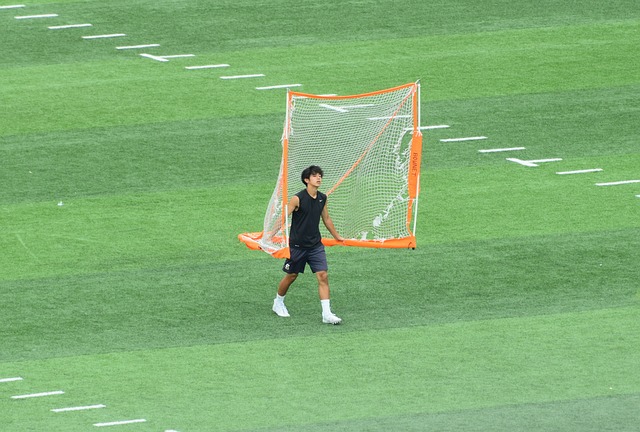 他不僅自己